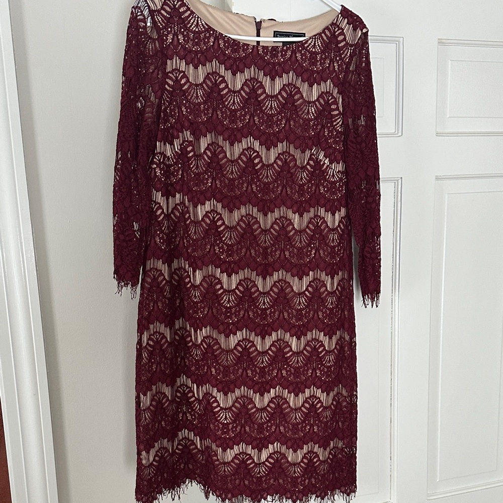 Jessica Howard Burgundy Lace 3/4 Sleeve Dress